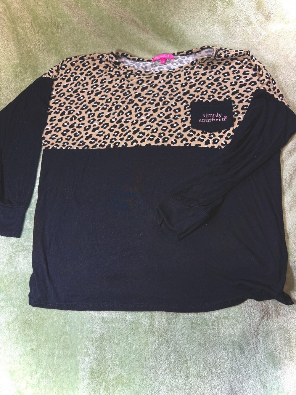 Simply Southern Shirt Women Leopard Cheetah ColorBlock Long Sleeve Pocket Sz M